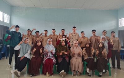 Dari Ruang Kelas ke Layar Digital: Antusiasme Siswa SMK 4 Payakumbuh Mengasah Kreativitas Editing Video